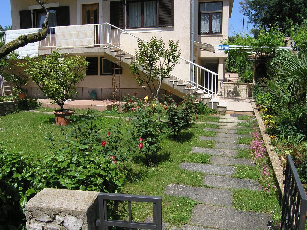 Apartments Ines Krk Town Εξωτερικό φωτογραφία